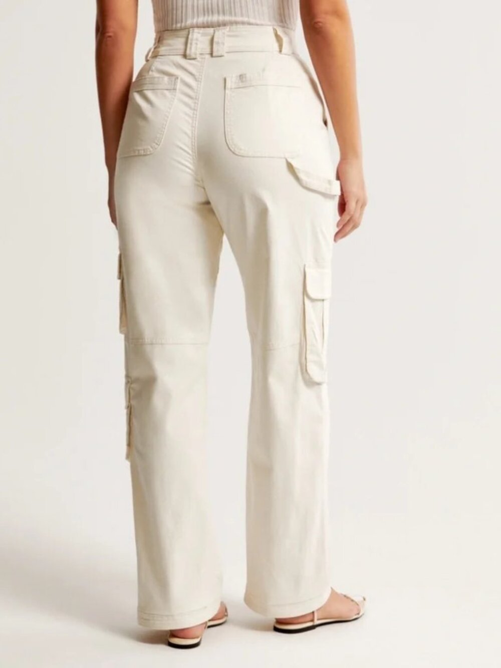 Abercrombie & Fitch Curve Love Relaxed Cargo Pant - Size 2/26, White/Cream - Picture 5 of 10